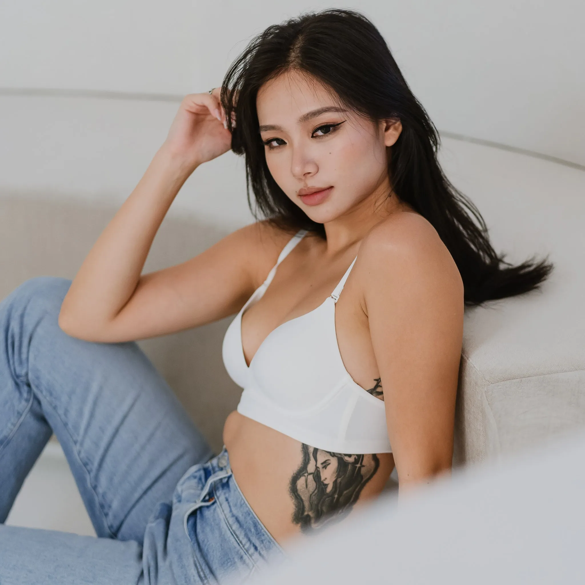 Timeless Essential! Plunge-Back Lightly-Lined Wireless T-Shirt Bra in White