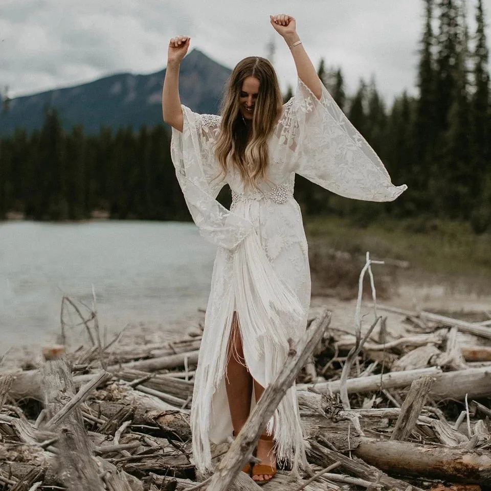 Unique Bohemia Wedding Dress Lace Wrapped Two Piece Tassel Batwing Sleeve Beach Boho Bridal Gowns