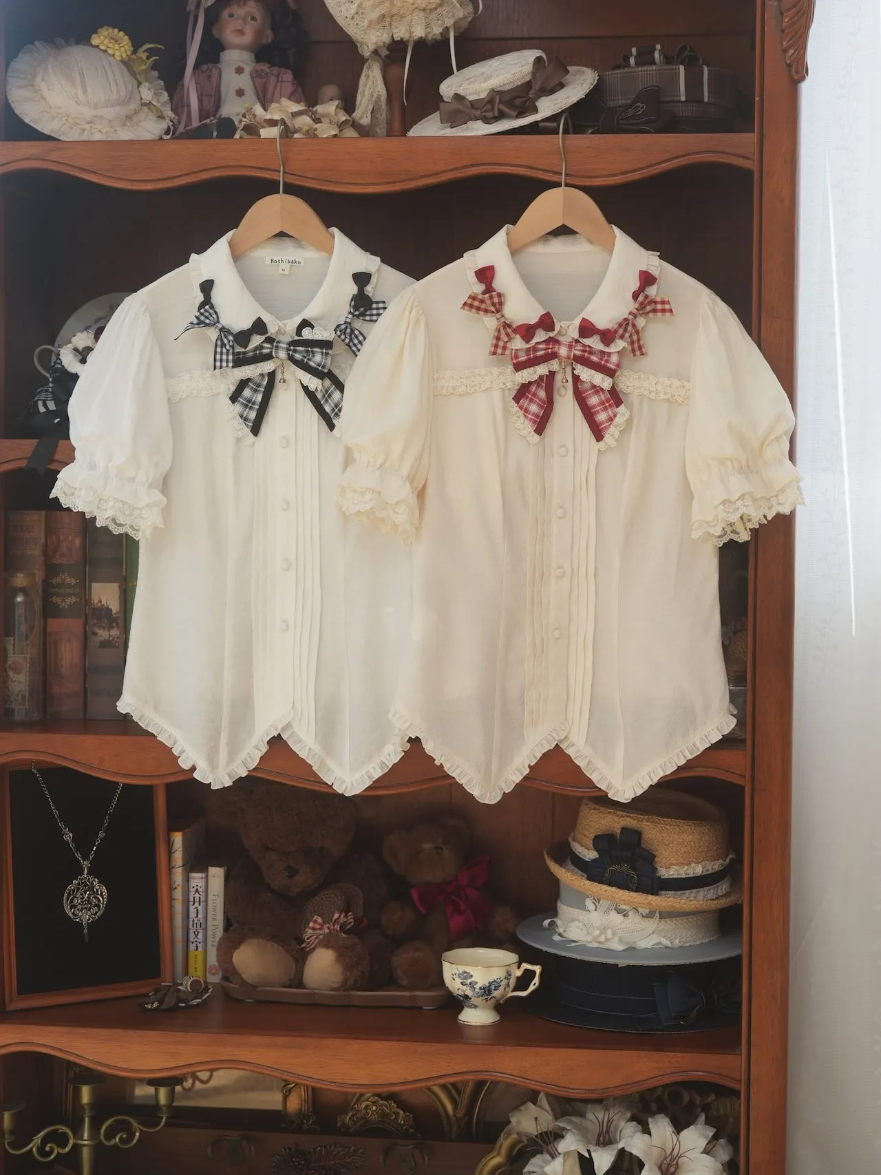 Whip Cream Princess Sleeves Check Ribbon Blouse