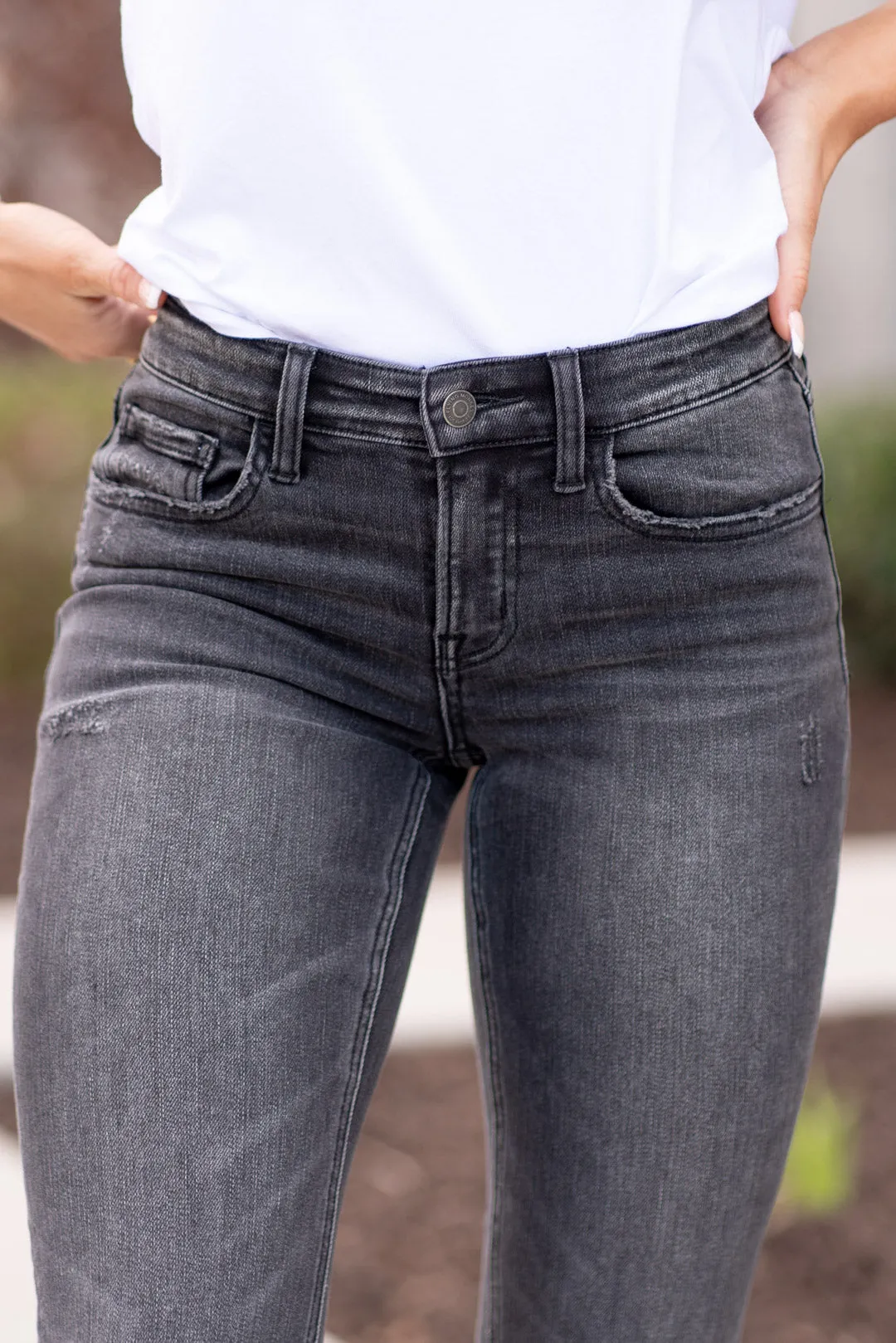 Wholeheartedly Mid Rise Crop Slim Straight