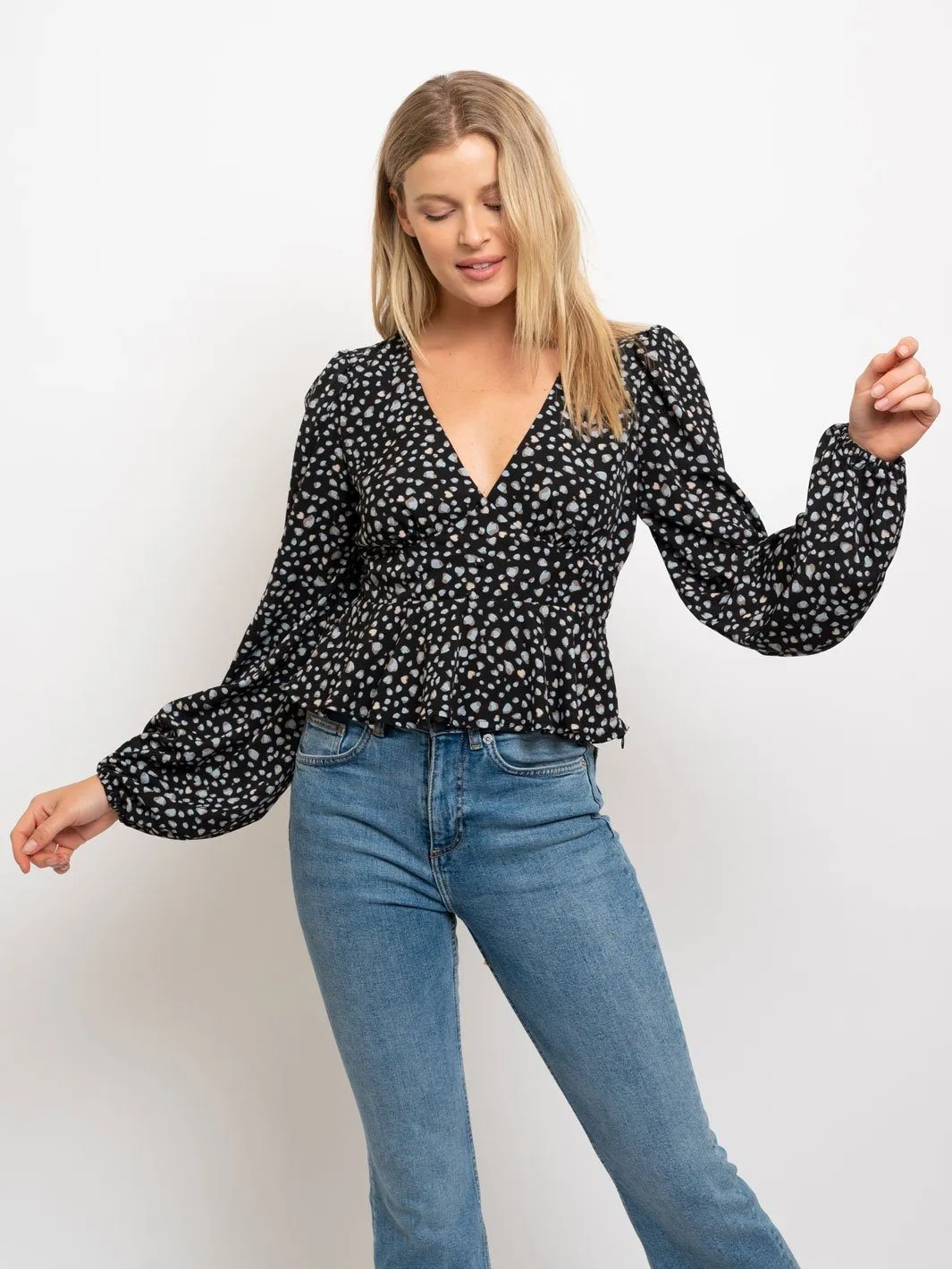 WOMEN'S DOT PRINT V-NECK LONG SLEEVE TOP