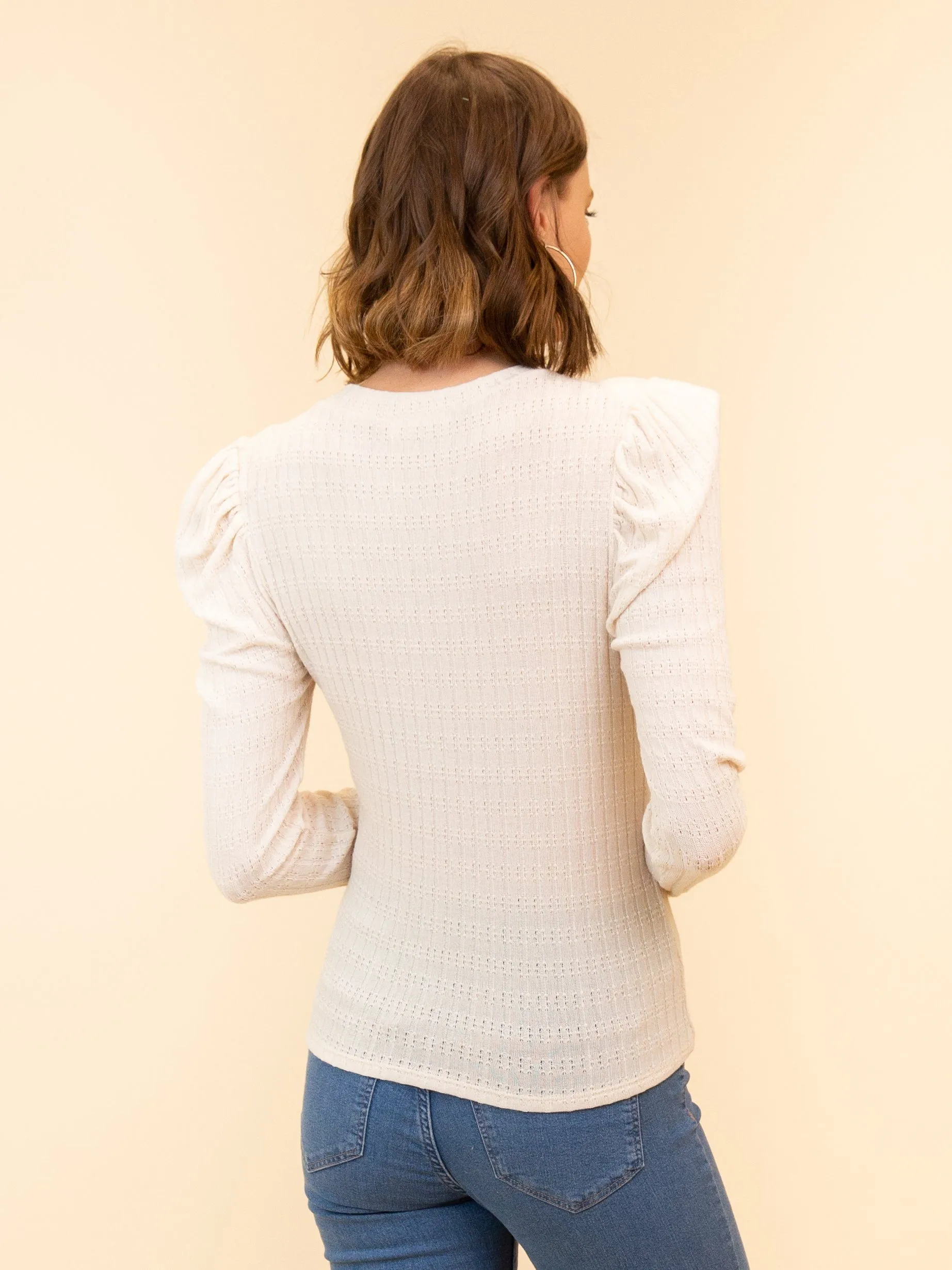 WOMEN'S LONG SLLEEVE PUFF SHOULDER KNIT TOP