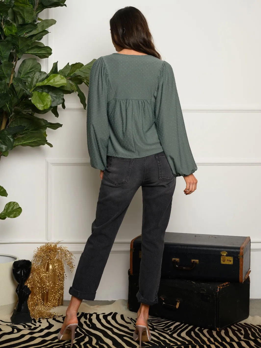 WOMEN'S PUFF LONG SLEEVE SWISS DOT BUTTON UP DETAIL TOP