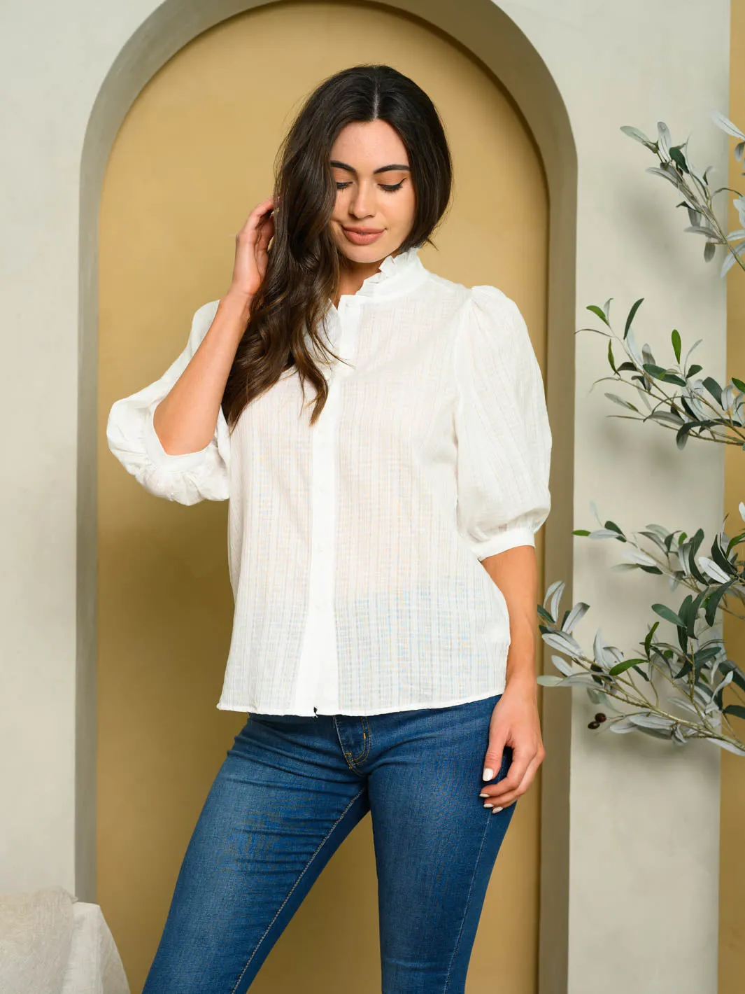 WOMEN'S SHORT PUFF SLEEVE BUTTON UP TOP